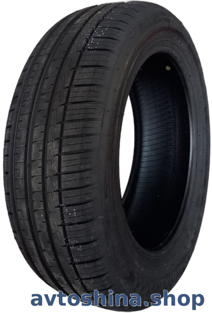 Waterfall Unique UHP 215/50 R17 95W XL